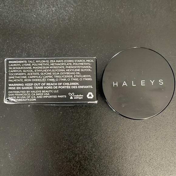 Haley’s retouch perfecting powder loose setting powder. Used once. - Picture 2 of 2